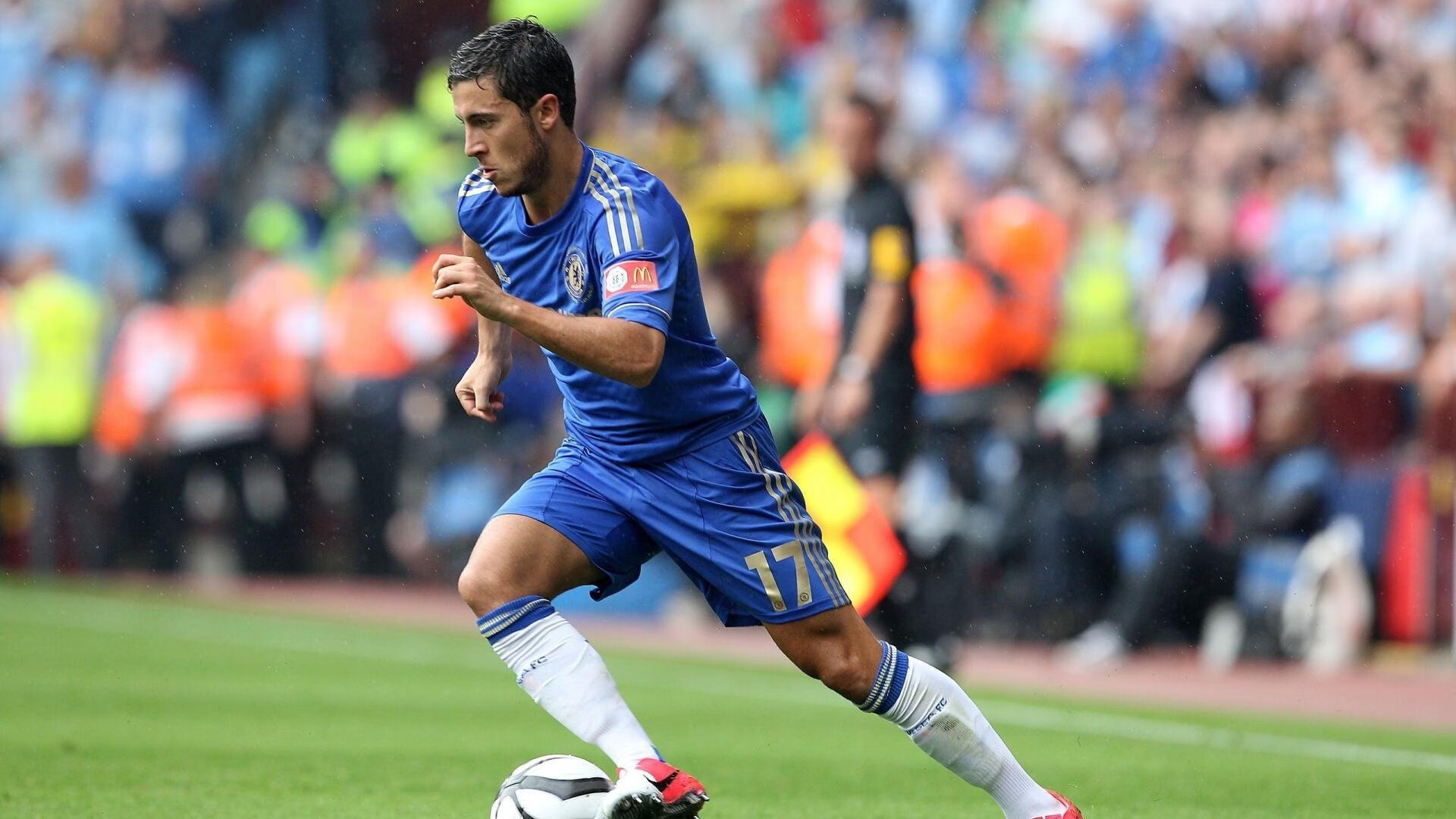 “费尔南多·比亚尔巴的领导力与球技,成就阿根廷美洲狮队未来”