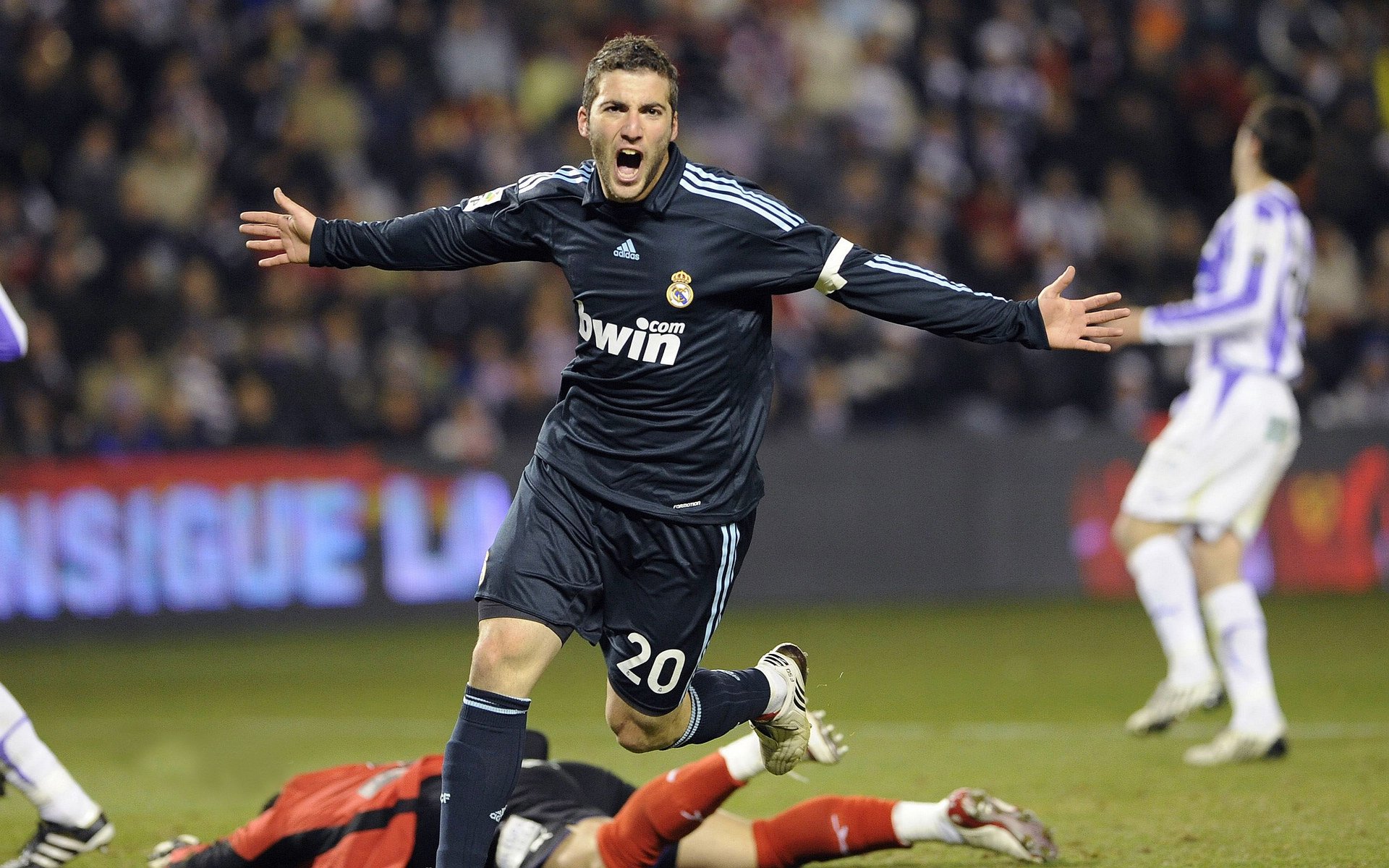 橄榄球运动员就业转型获支持，橄榄球就业前景