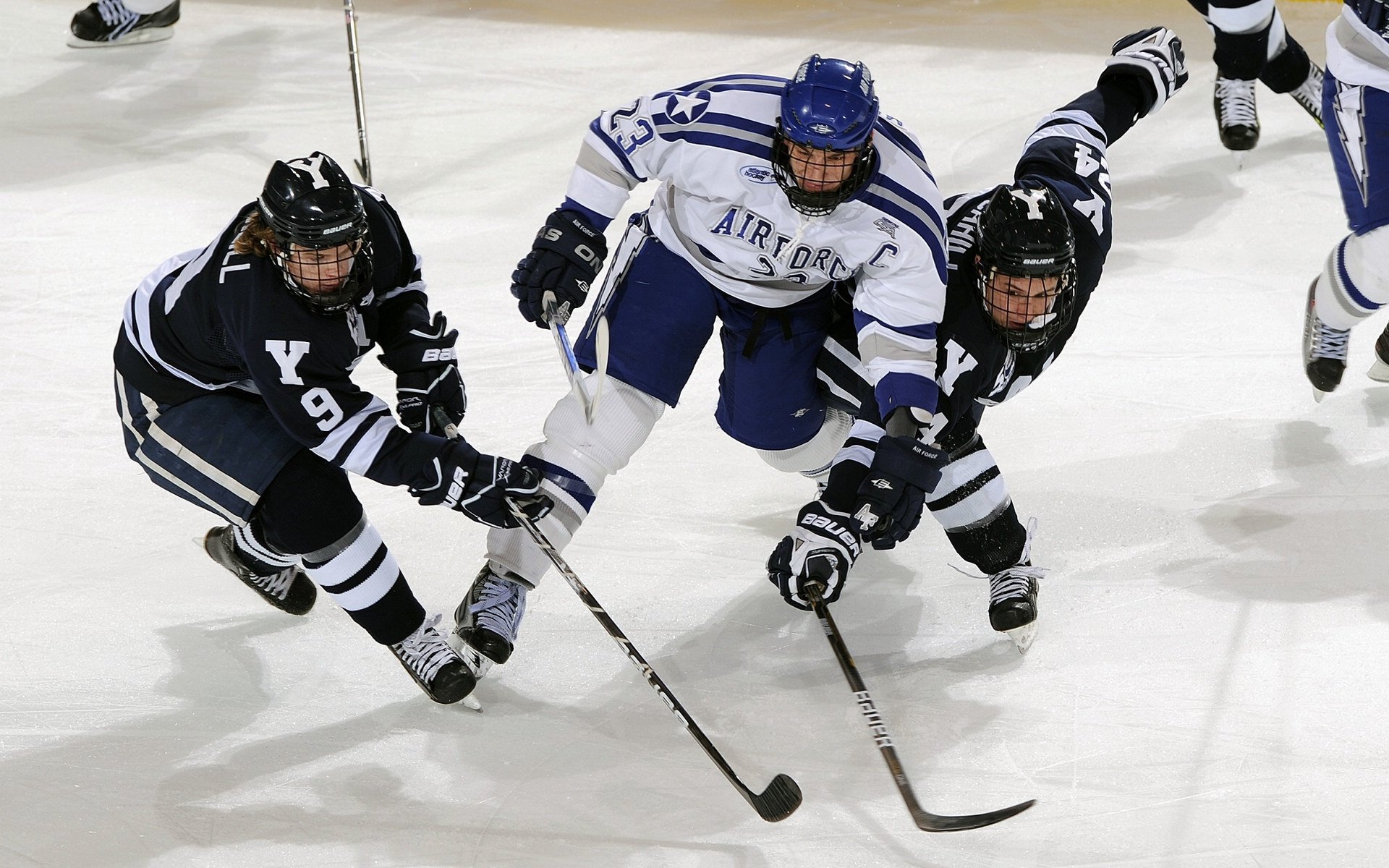 两学生伤亡事件，东兴中学安全监管引讨论，东兴中学吧